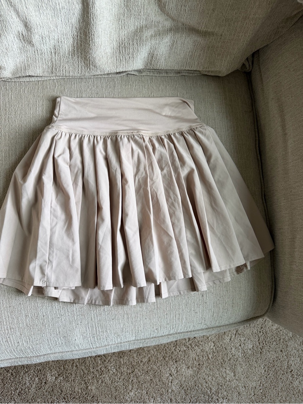 Vanilla Star Light Beige Pleated Skater Skirt